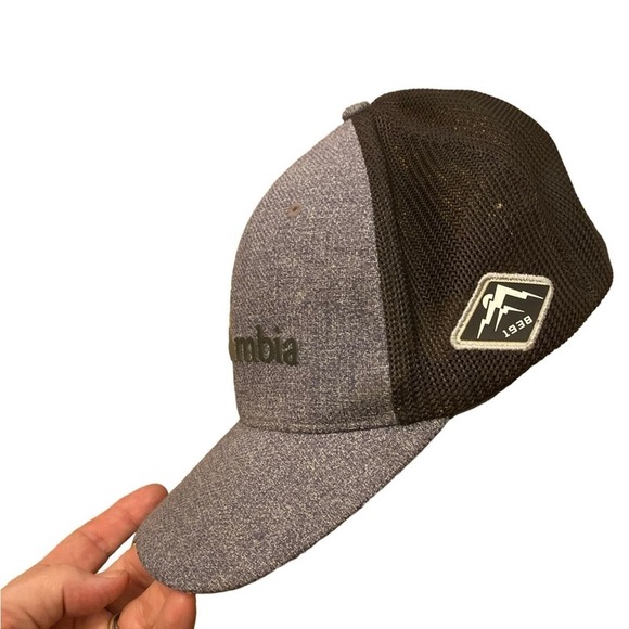 Columbia classic hat, OSFM, gray and black trucker style, preowned. - Picture 6 of 8